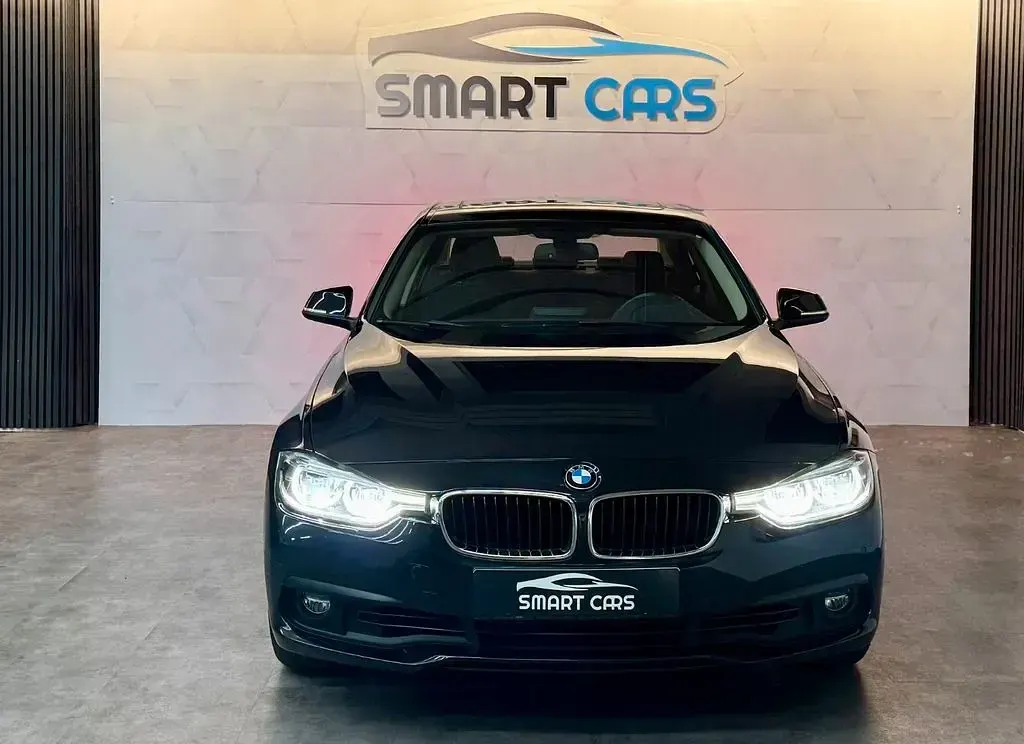 Gebraucht BMW 320 Advantage 184 PS (135 kW) 2016 Schwarz Limousine