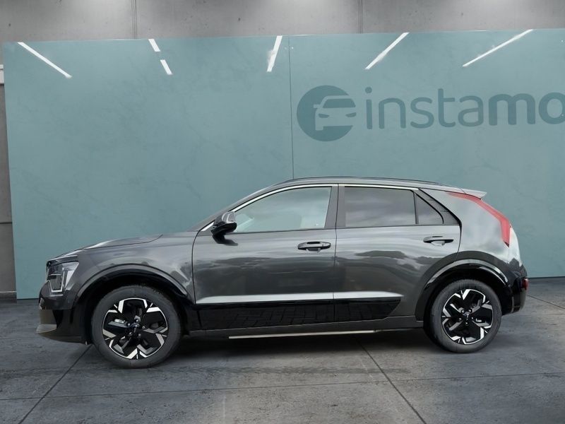 Grau Gebraucht 2024 Kia e-Niro Inspiration SUV | 35.649 € (Fairer Preis) - Bild 1/4