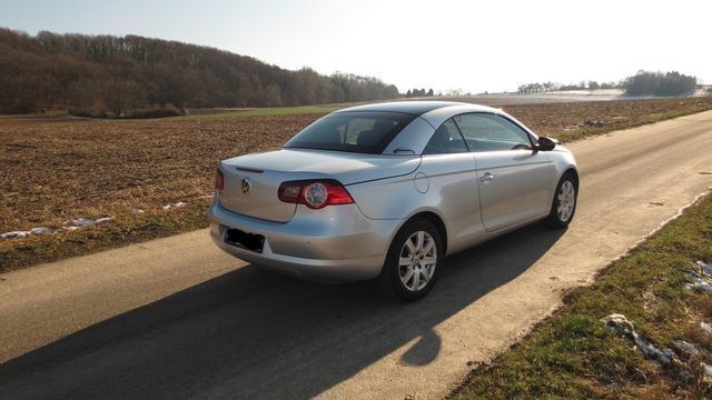 Gebraucht VW Eos Edition 140 PS (102 kW) 2009 Silber metallic Cabrio