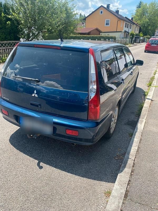 Gebraucht Mitsubishi Lancer 130 PS (95 kW) 2005 Blau Kombi