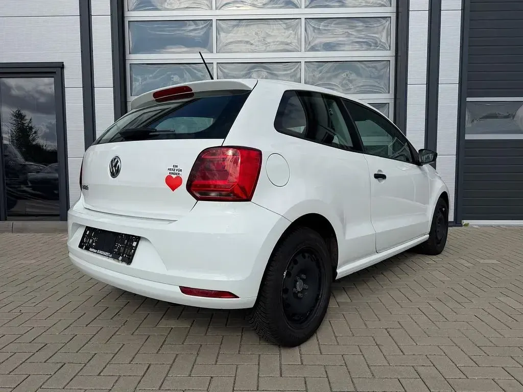 Gebraucht VW Polo Trendline 60 PS (44 kW) 2014 Weiß Kleinwagen