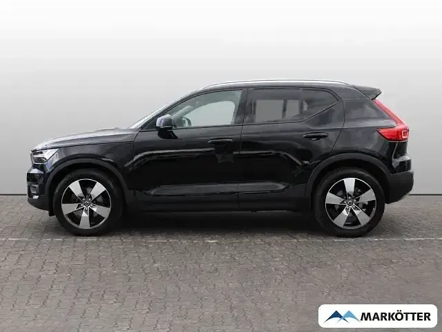 Gebraucht Volvo XC40 Momentum 190 PS (139 kW) 2018 Stone) / solid (schwarz SUV