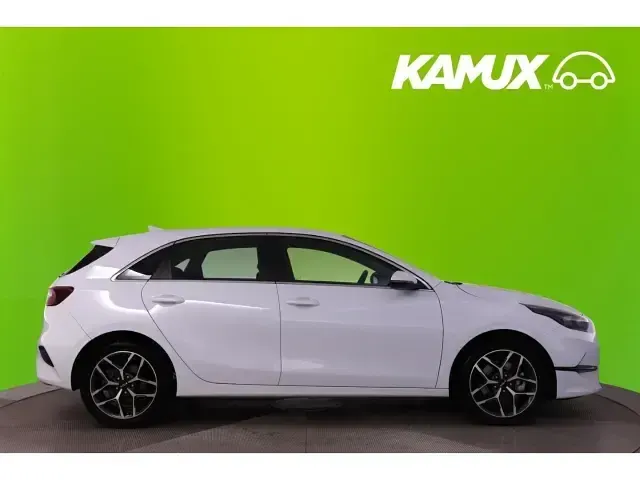 Gebraucht Kia Ceed Spirit 140 PS (102 kW) 2026 Weiss Kleinwagen