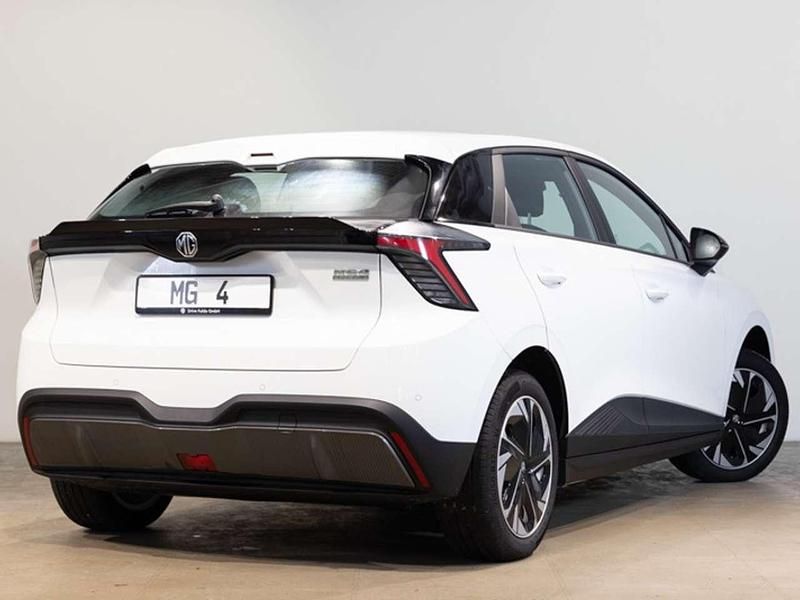 Neu MG MG4 EV 125 kW (170 PS) 2025 Dover white Kleinwagen