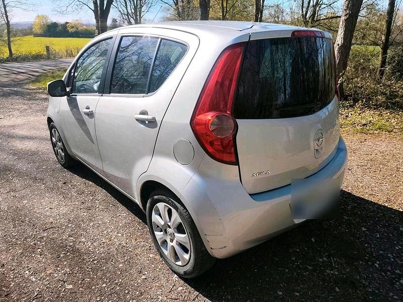 Second-hand Opel Agila 86 CP (63 kW) 2009 Argintiu Hatchback