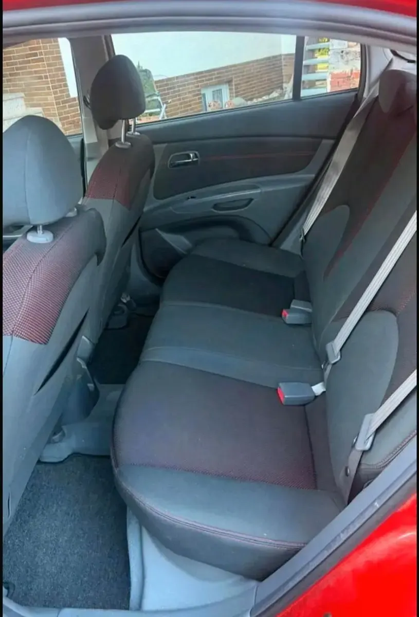 Gebraucht Kia Rio 97 PS (71 kW) 2006 Rot Kombi