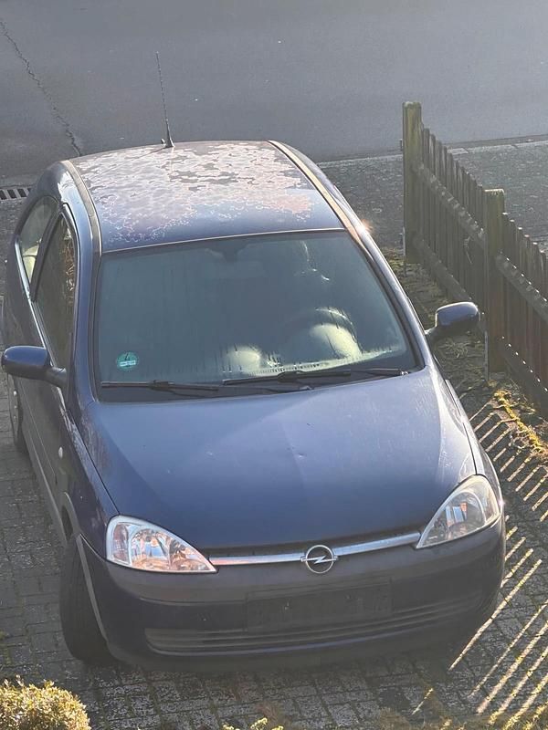 Blau Gebraucht 2003 Opel Corsa Kleinwagen | 450 € (Superpreis) - Bild 1/4