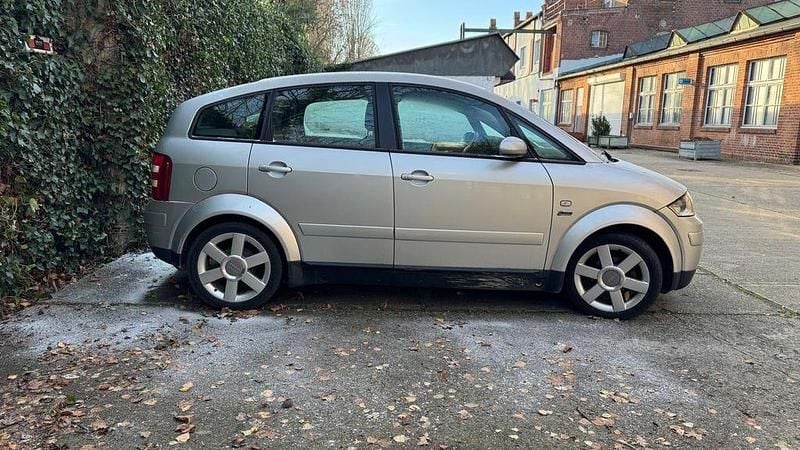 Gebraucht Audi A2 75 PS (55 kW) 2000 Silber Kleinwagen