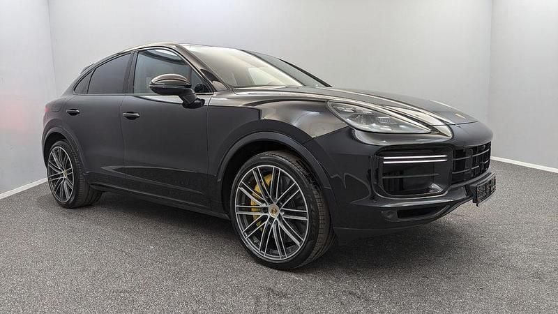 Gebraucht Porsche Cayenne Turbo 549 PS (403 kW) 2020 Schwarz SUV