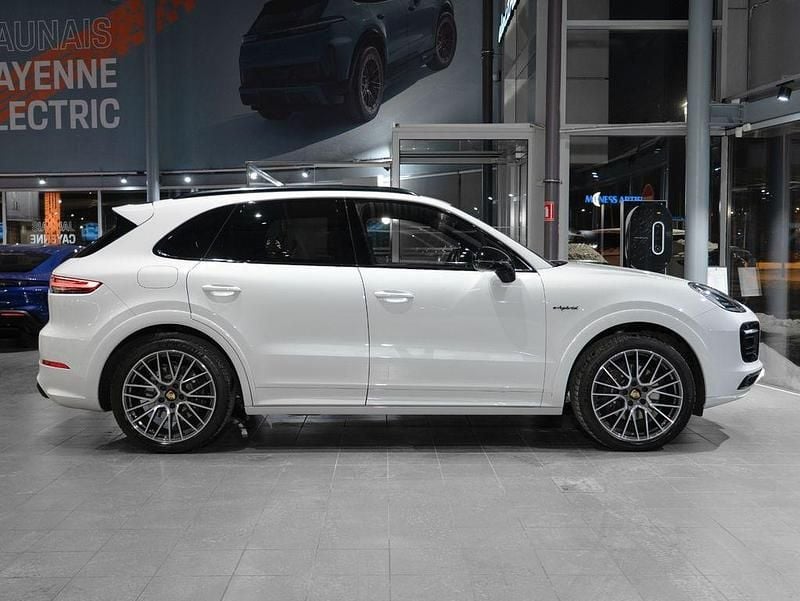 Gebraucht Porsche Cayenne Platinum Edition 462 PS (339 kW) 2023 Weiß SUV