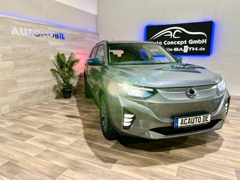Farbegrau Gebraucht 2022 Ssangyong Korando Limousine | 26.990 € (Fairer Preis) - Bild 1/4