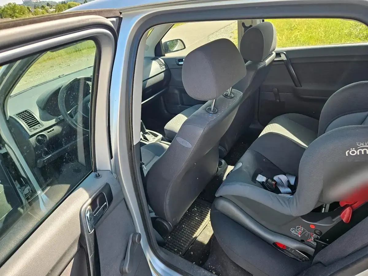 Gebraucht VW Polo 64 PS (47 kW) 2004 Silber Kleinwagen