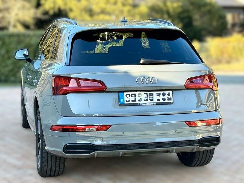 Gebraucht Audi Q5 S-Line 286 PS (210 kW) 2020 Grau SUV