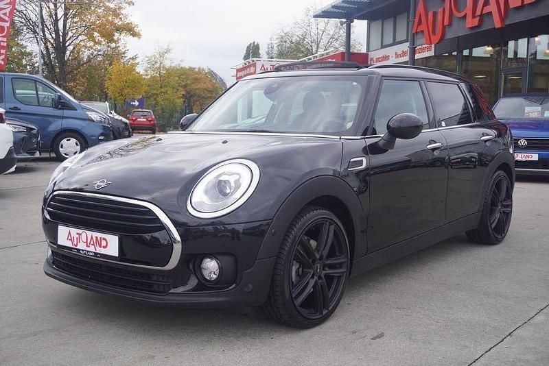 Schwarz Gebraucht 2018 Mini Cooper Clubman Kombi | 18.950 € (Etwas zu teuer) - Bild 1/4