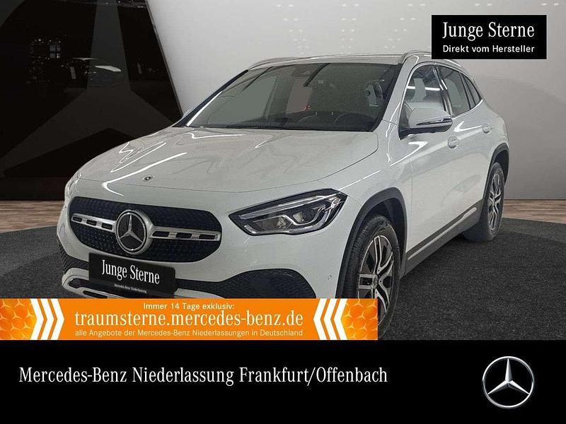 Weiß Gebraucht 2021 Mercedes GLA250 Progressive SUV | 29.890 € (Guter Preis) - Bild 1/3