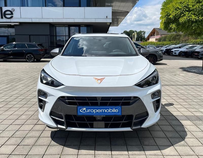 Neu Cupra Terramar VZ 265 PS (194 kW) 2025 Glacial weiß metallic/weiß SUV