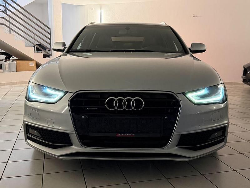 Gebraucht Audi A4 S-Line 179 PS (131 kW) 2012 Eissilber metallic Kombi