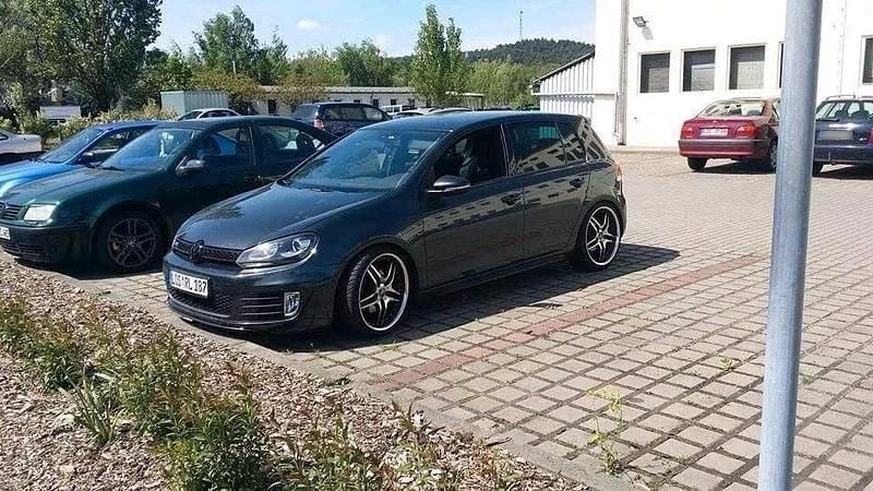 Gebraucht VW Golf VI GTI 211 PS (155 kW) 2011 Grau Kleinwagen