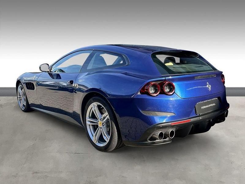 Gebraucht Ferrari GTC4Lusso 689 PS (506 kW) 2017 Blau Kombi