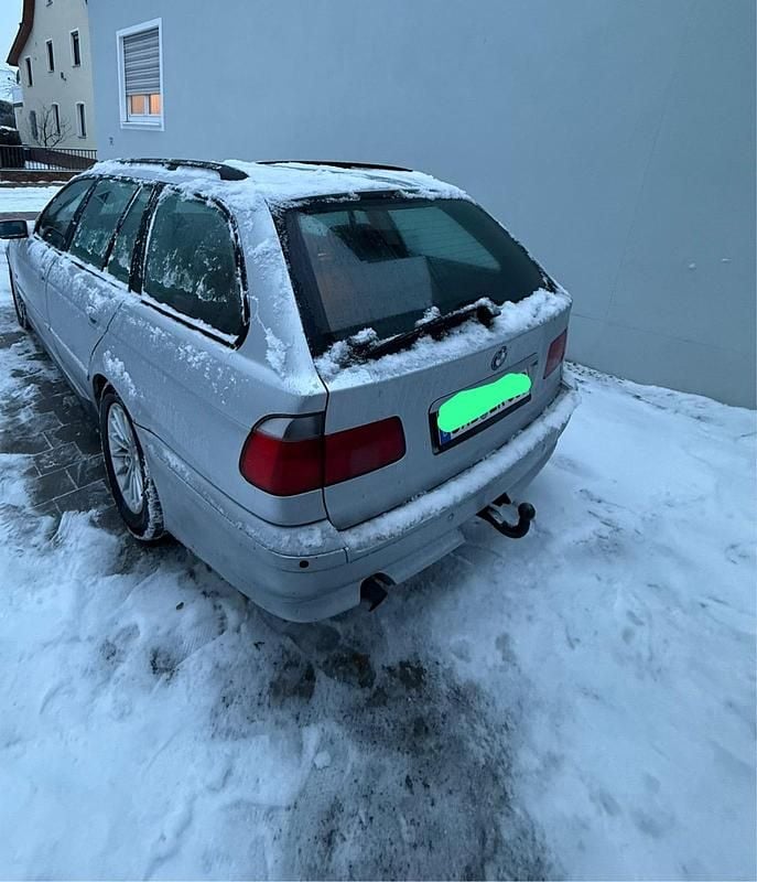 Silber Gebraucht 1999 BMW 523 Kombi | 2.999 € (Fairer Preis) - Bild 1/4