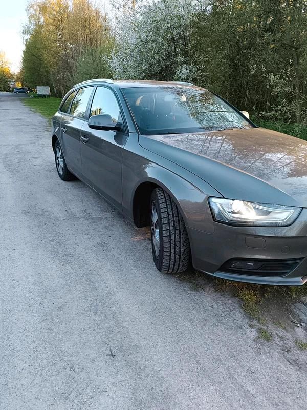 Gebraucht Audi A4 150 PS (110 kW) 2014 Kombi