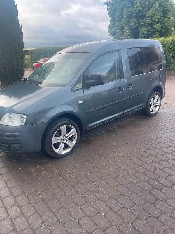 Blau Gebraucht 2006 VW Caddy Life Van / Kleinbus | 2.900 € (Etwas zu teuer) - Bild 1/4