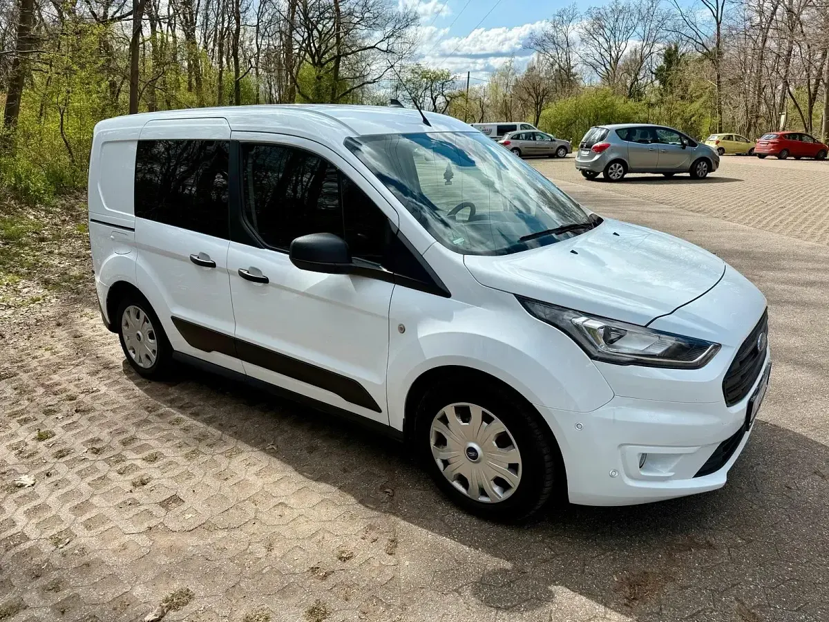 Gebraucht Ford Transit Connect 101 PS (74 kW) 2019 Weiß Van / Kleinbus