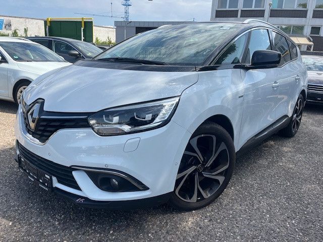 Weiß Gebraucht 2019 Renault Scénic IV Bose Edition Van / Kleinbus | 13.923 € (Superpreis) - Bild 1/4