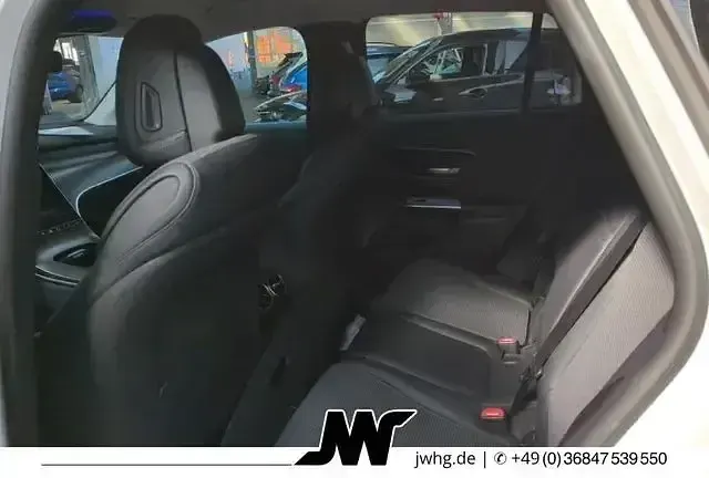 Gebraucht Mercedes GLC220 Avantgarde 197 PS (144 kW) 2023 Weiß SUV