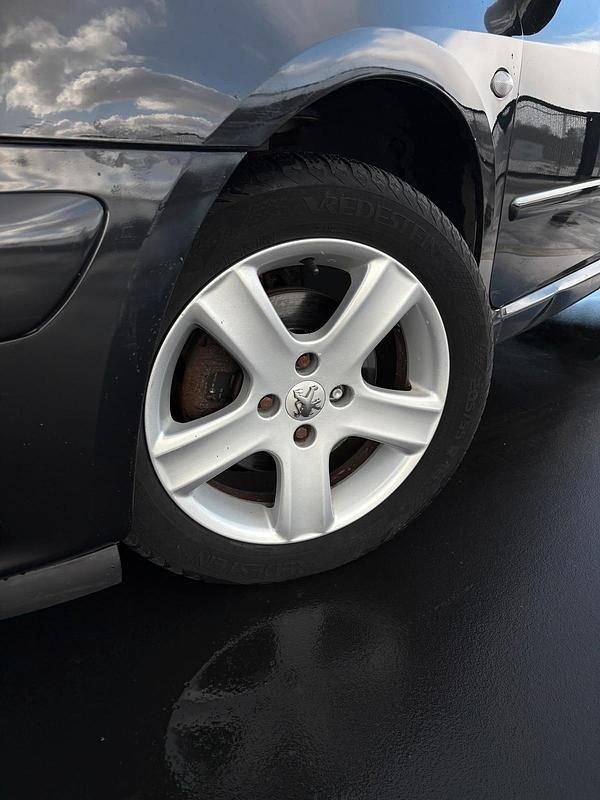 Gebraucht Peugeot 307 106 PS (77 kW) 2003 Schwarz Kombi