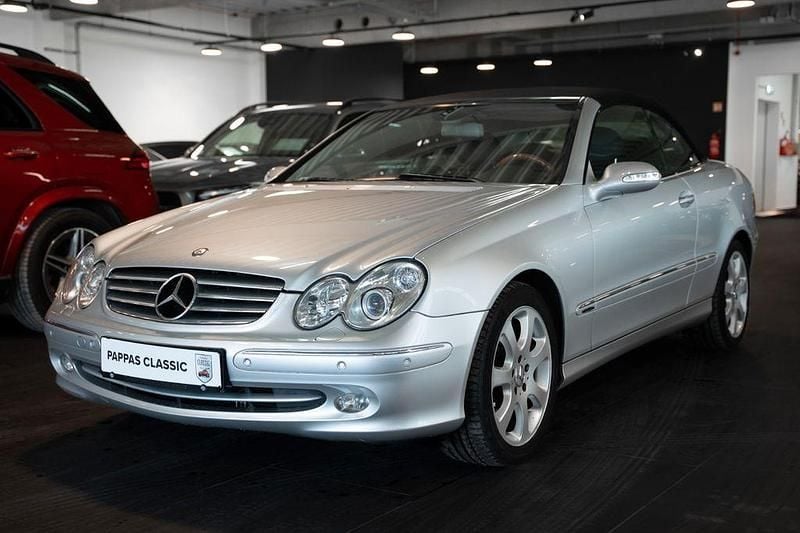 Silber Gebraucht 2003 Mercedes CLK500 Cabrio | 24.390 € - Bild 1/4
