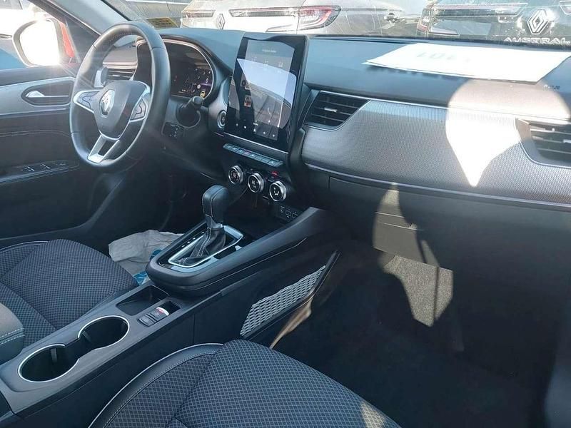 Gebraucht Renault Arkana Techno 140 PS (102 kW) 2024 Feuerrot SUV