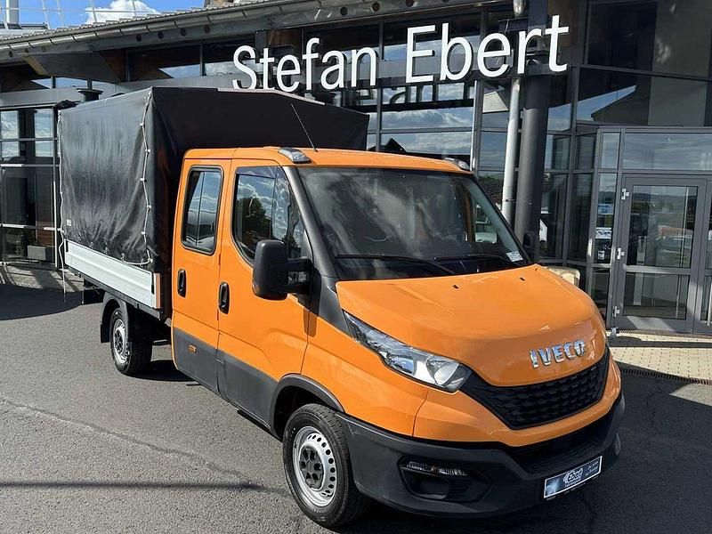 Gebraucht Iveco Daily 135 PS (99 kW) 2022 Orange Van