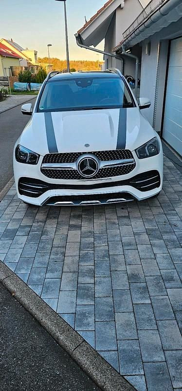 Weiß Gebraucht 2022 Mercedes GLE300 SUV | 55.000 € (Superpreis) - Bild 1/4