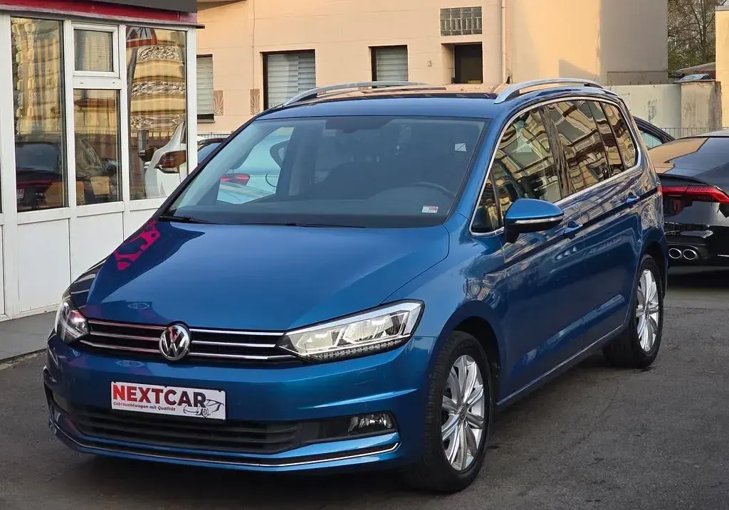 Gebraucht VW Touran Highline 150 PS (110 kW) 2018 Blau Van / Kleinbus