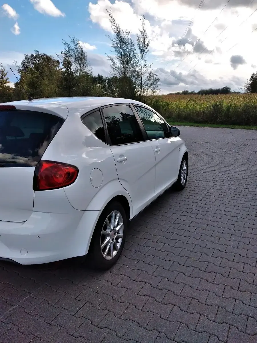 Gebraucht Seat Altea 125 PS (91 kW) 2012 Weiß Limousine