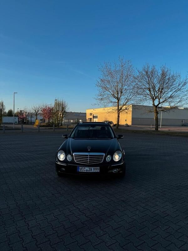 Schwarz Gebraucht 2007 Mercedes E500 Kombi | 6.000 € (Superpreis) - Bild 1/4