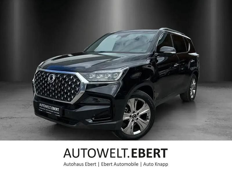 Space black Gebraucht 2024 Ssangyong Rexton Sapphire SUV | 39.880 € (Guter Preis) - Bild 1/4