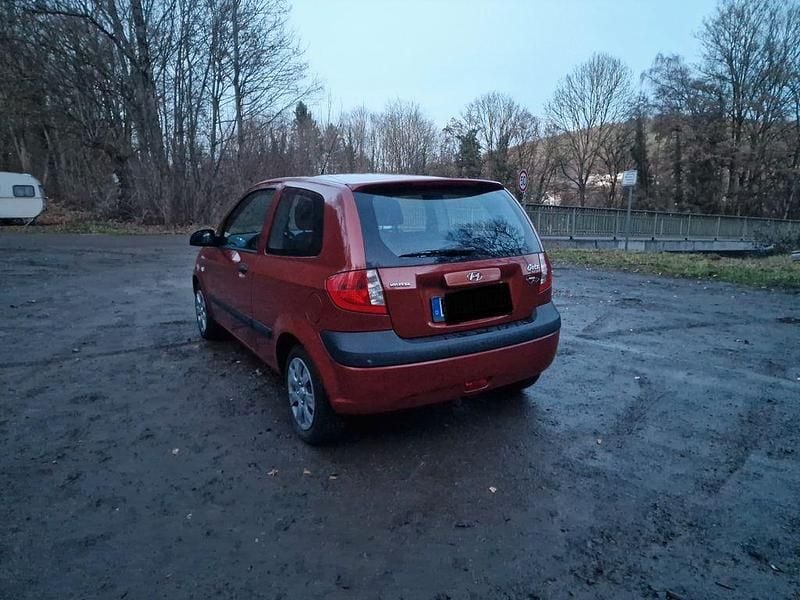 Gebraucht Hyundai Getz 67 PS (49 kW) 2008 Rot Kleinwagen