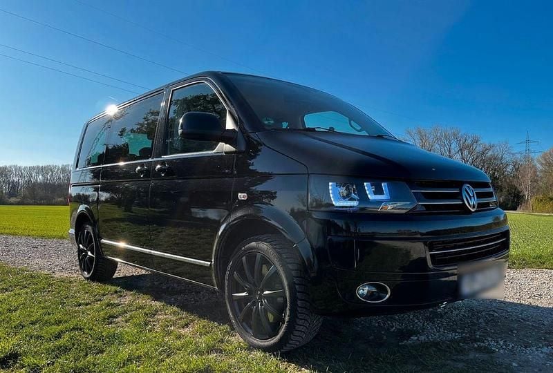Gebraucht VW Multivan Highline 179 PS (131 kW) 2013 Schwarz Van / Kleinbus