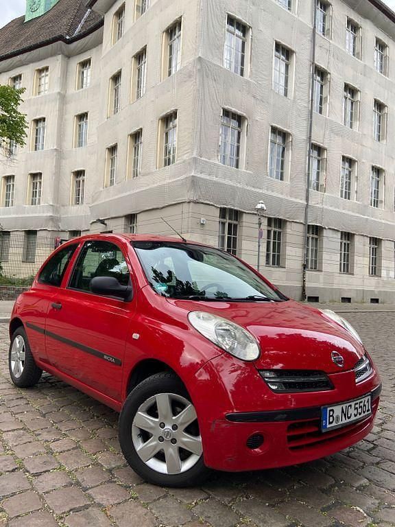 Rot Gebraucht 2006 Nissan Micra City Limousine | 700 € (Superpreis) - Bild 1/4