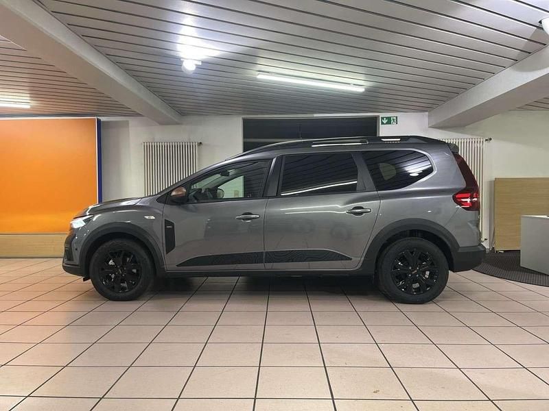 Gebraucht Dacia Jogger Extreme 140 PS (102 kW) 2025 Schiefergrau Van / Kleinbus