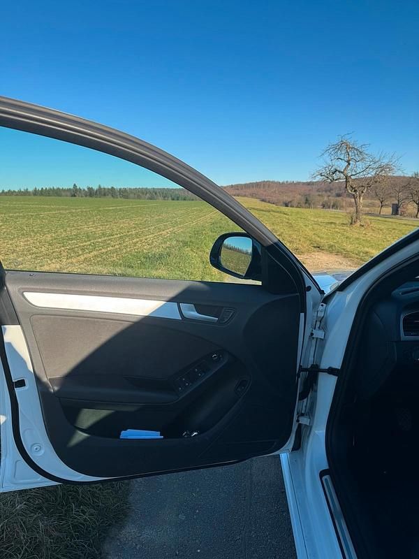 Gebraucht Audi A4 S-Line 170 PS (125 kW) 2008 Weiß Limousine