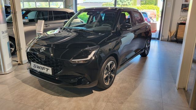 Schwarz Neu 2025 Suzuki Swift Comfort+ Kleinwagen | 19.690 € - Bild 1/4
