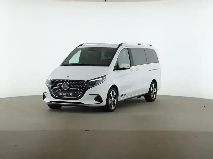 Gebraucht Mercedes V300 Avantgarde 237 PS (174 kW) 2025 Weiss Van / Kleinbus
