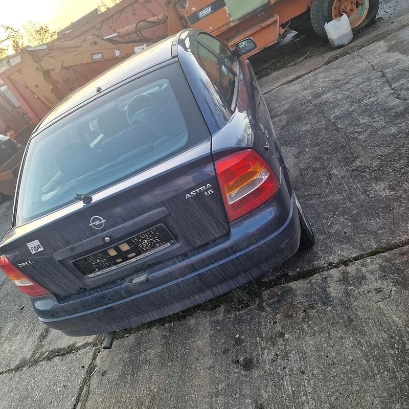 Blau Gebraucht 2000 Opel Astra Kleinwagen | 250 € (Superpreis) - Bild 1/4