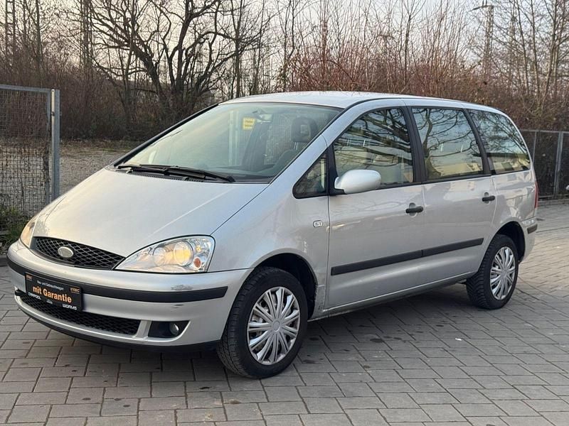 Gebraucht Ford Galaxy Ambiente 116 PS (85 kW) 2002 Grau Van / Kleinbus