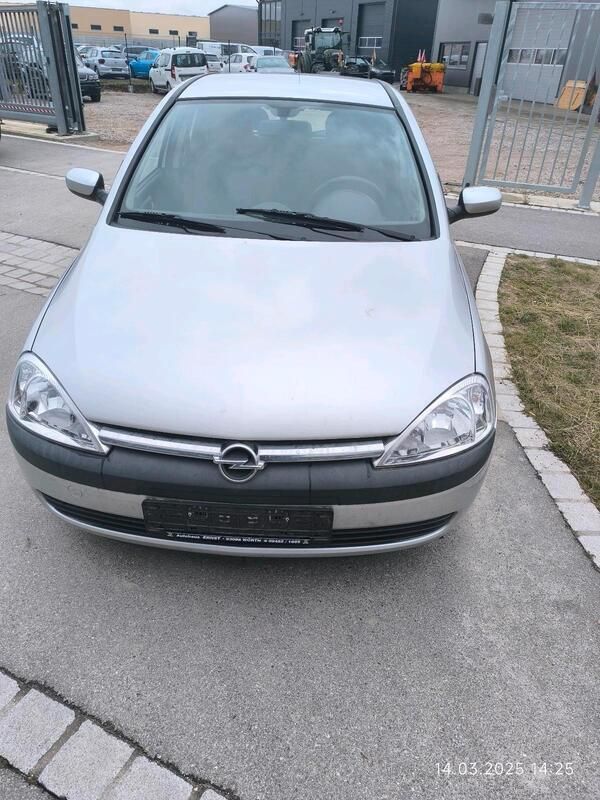 Silber Gebraucht 2002 Opel Corsa Kleinwagen | 549 € (Superpreis) - Bild 1/4
