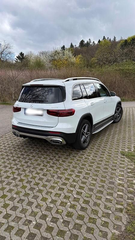 Gebraucht Mercedes GLB220 Premium Plus 190 PS (139 kW) 2023 Weiß SUV