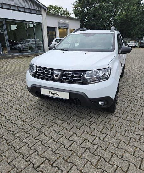 Gletscherweiss Gebraucht 2018 Dacia Duster Comfort SUV | 11.850 € (Etwas zu teuer) - Bild 1/4